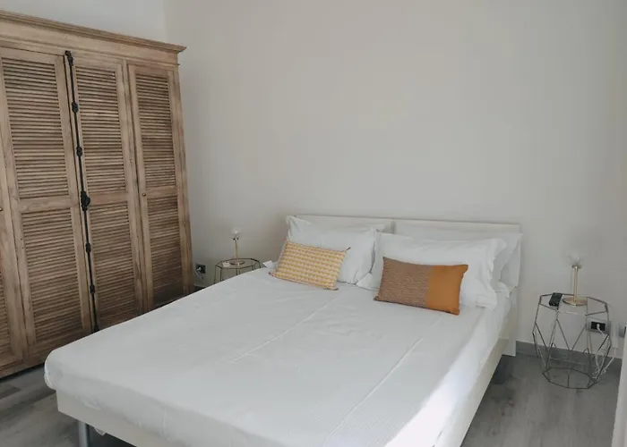 Ostro - Guest House