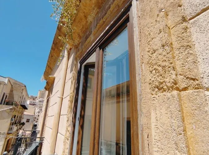 Ostro - Guest House