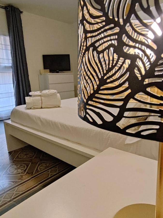 Ostro -